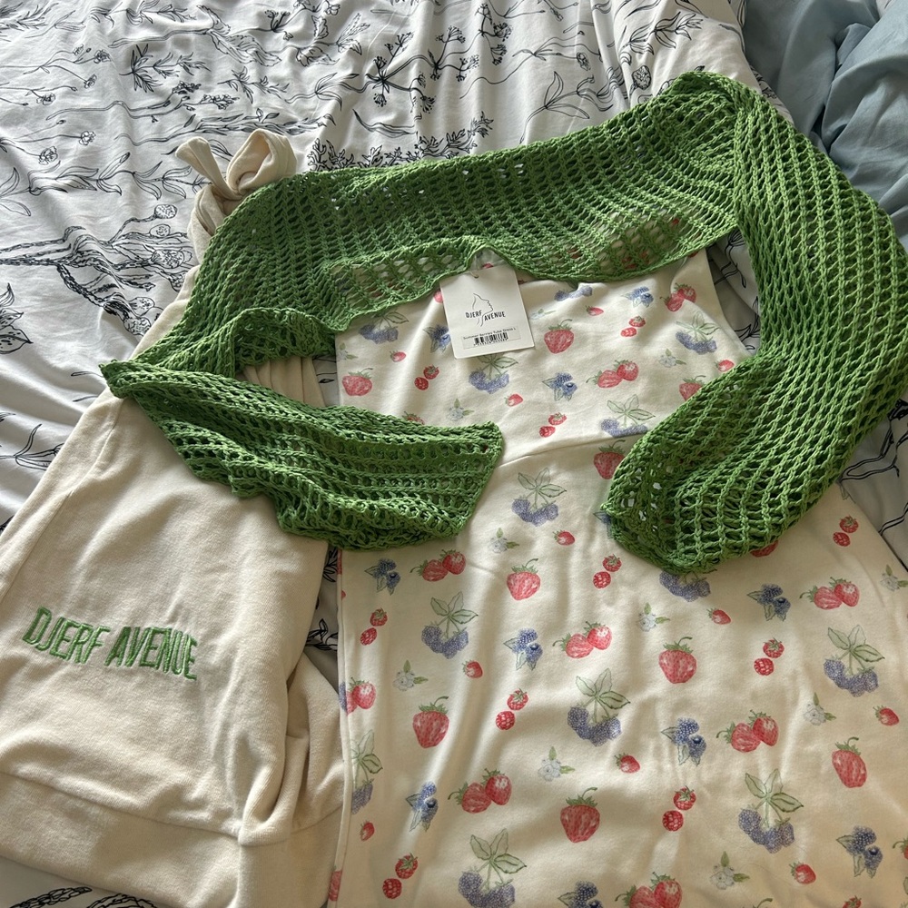 Djerf berry summer tube dress